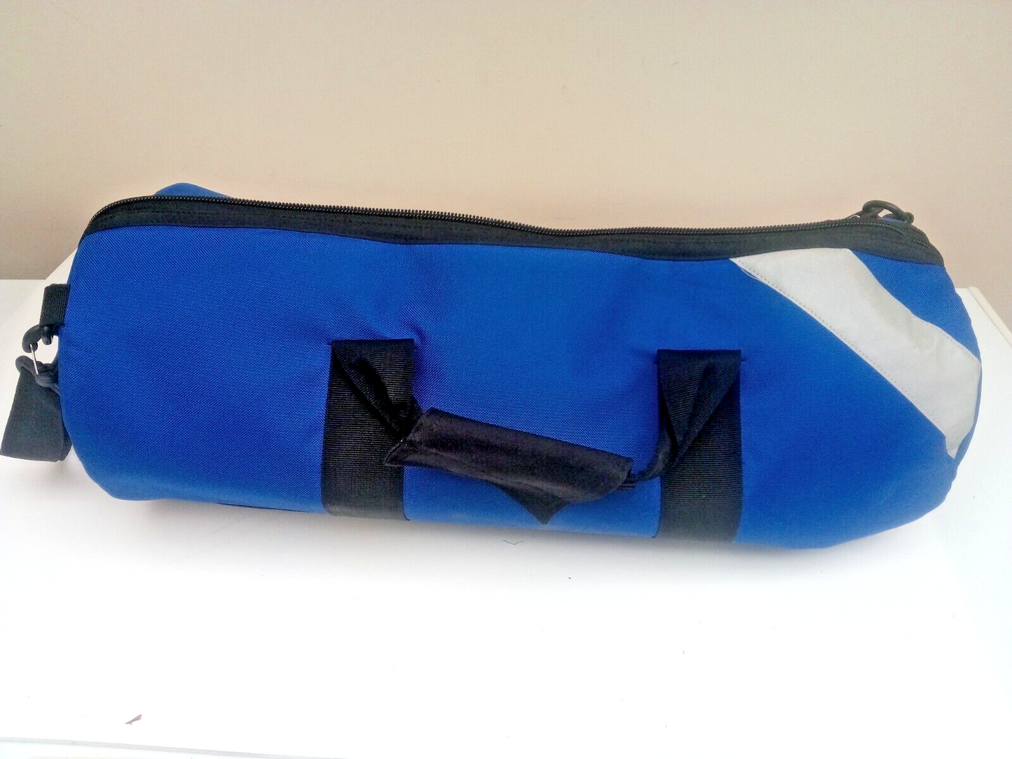 Paramedic Oxygen Entonox Barrel Bag - Blue, Cylinder Strap, 4 Pouches, Webbing
