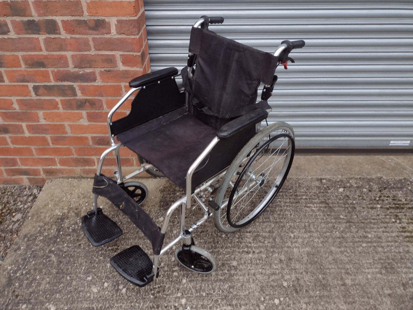 Self Propelled & Transit Wheelchair with Back Pouch