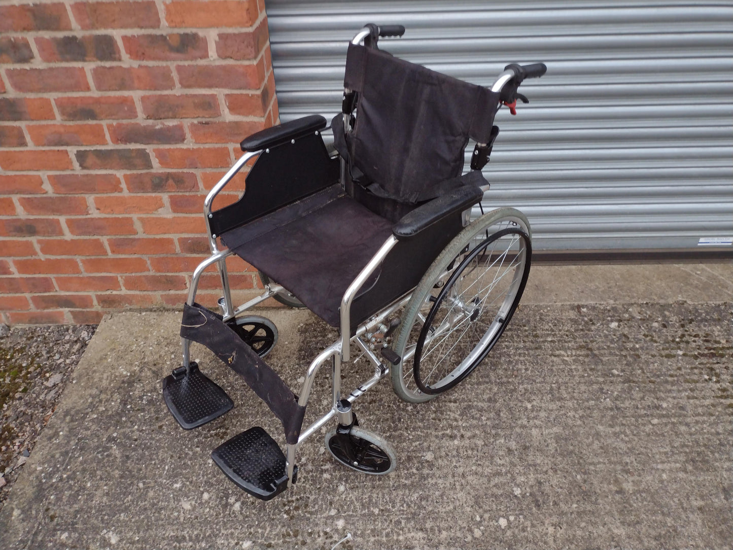 Self Propelled & Transit Wheelchair with Back Pouch