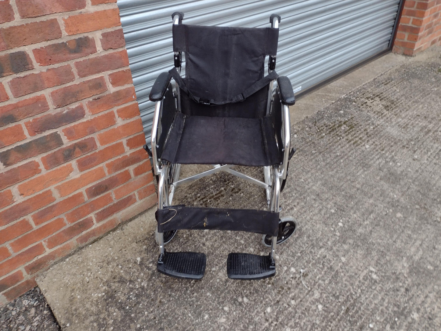 Self Propelled & Transit Wheelchair with Back Pouch