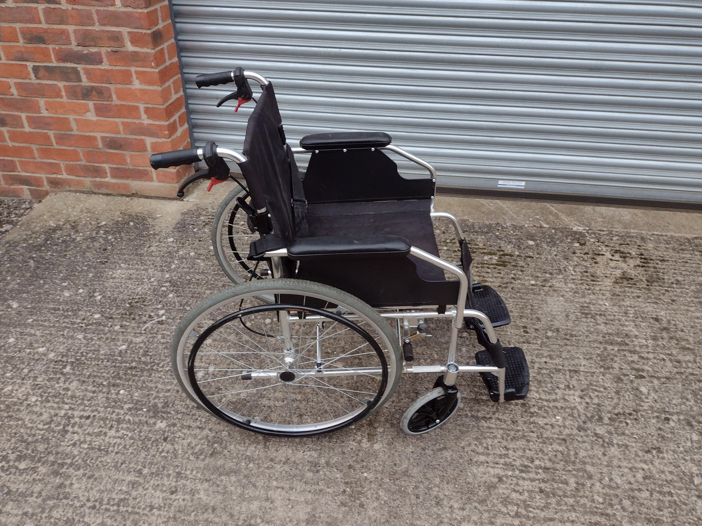 Self Propelled & Transit Wheelchair with Back Pouch