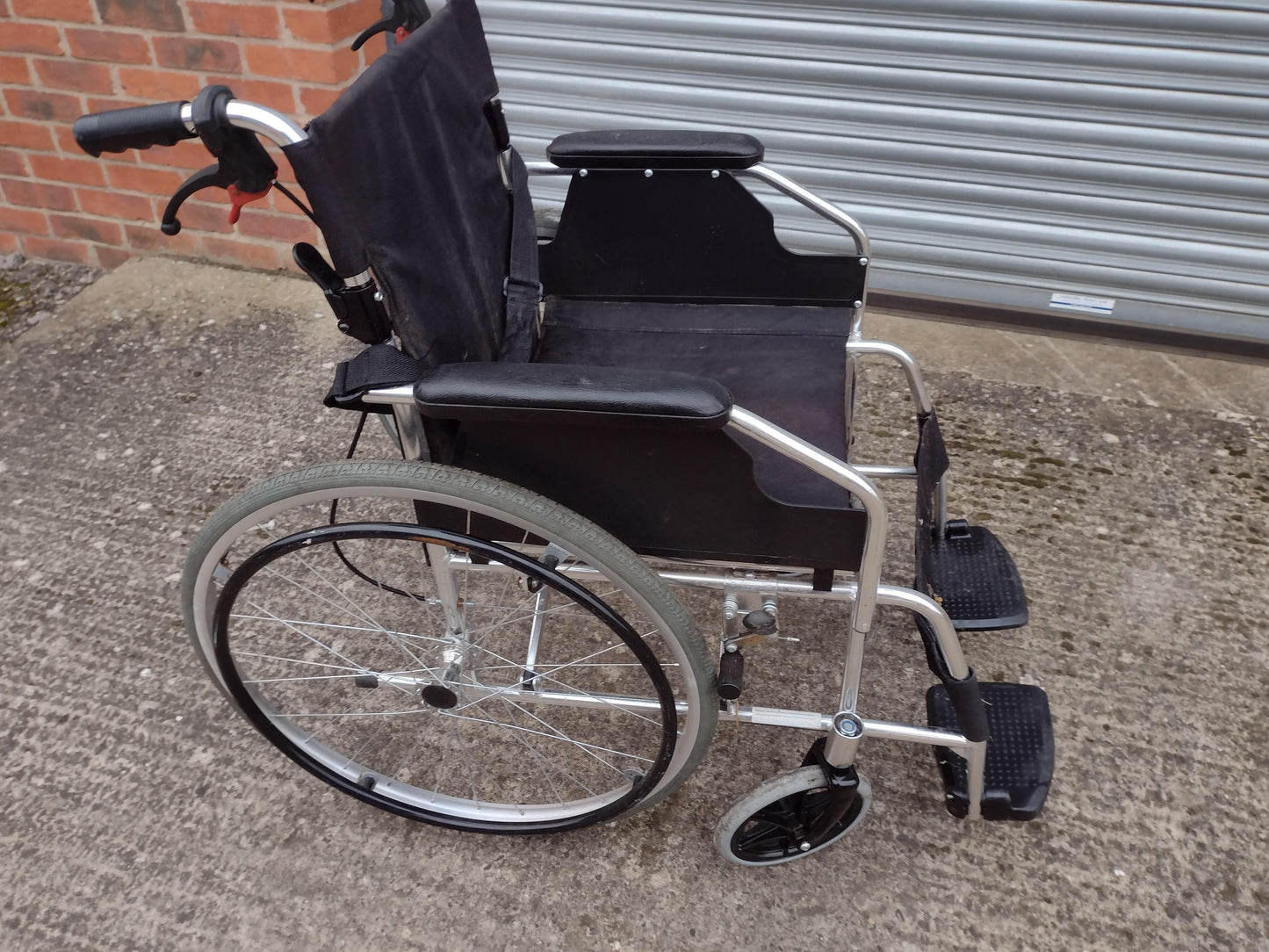 Self Propelled & Transit Wheelchair with Back Pouch