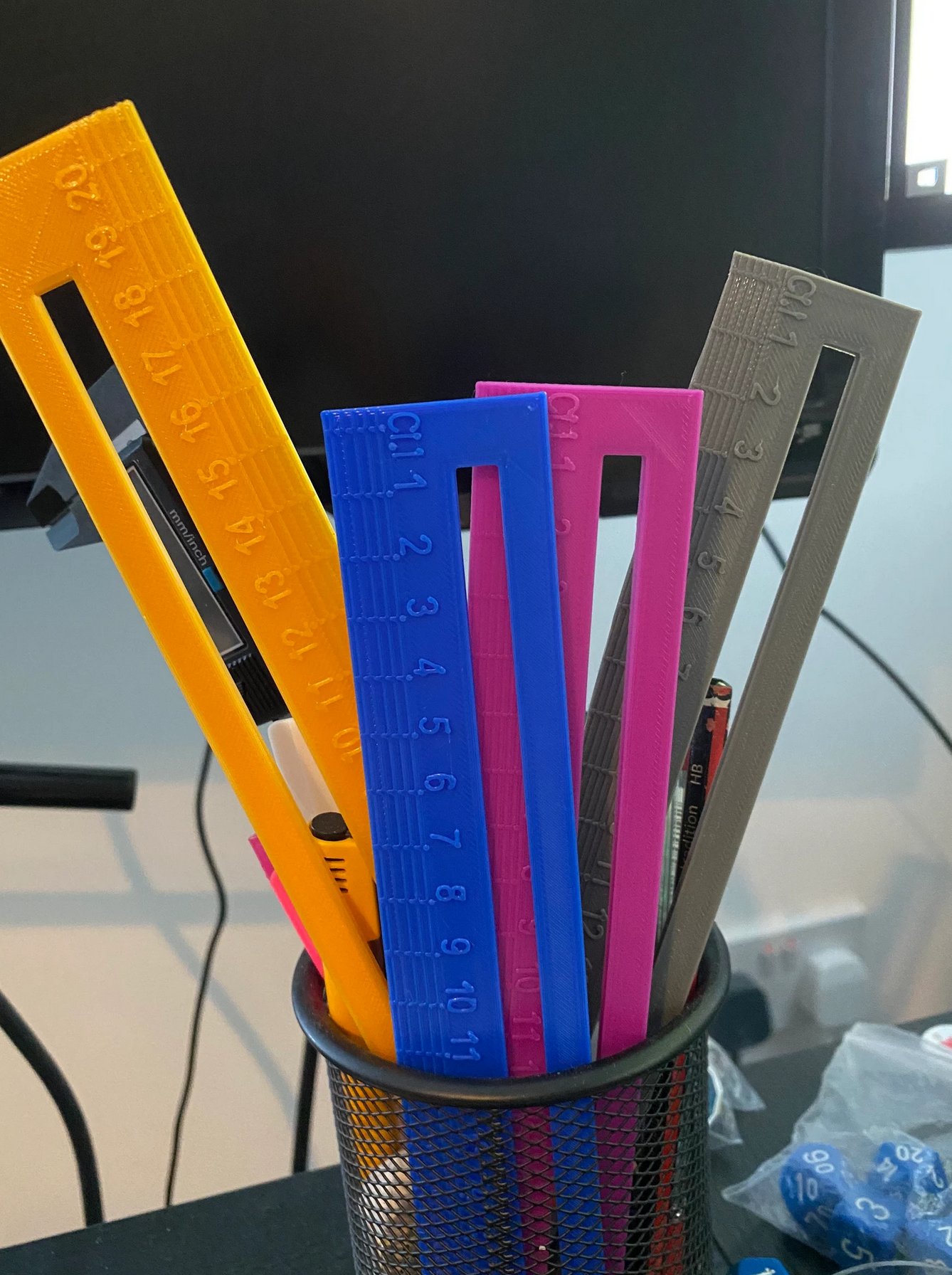 Dyslexia ruler reading aid