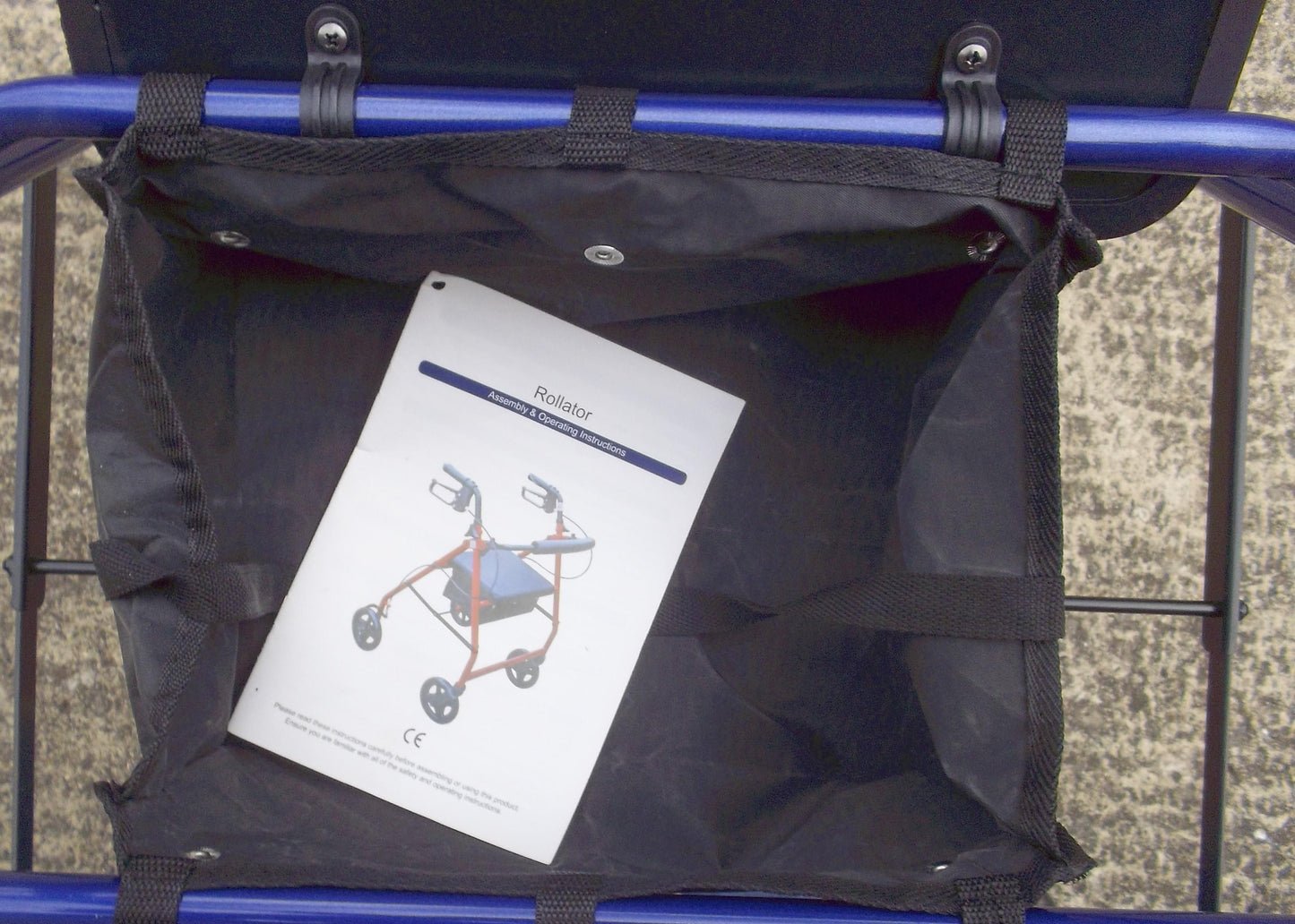 Drive Medical R728BL-1 Foldable Rollator Walker with Seat Blue