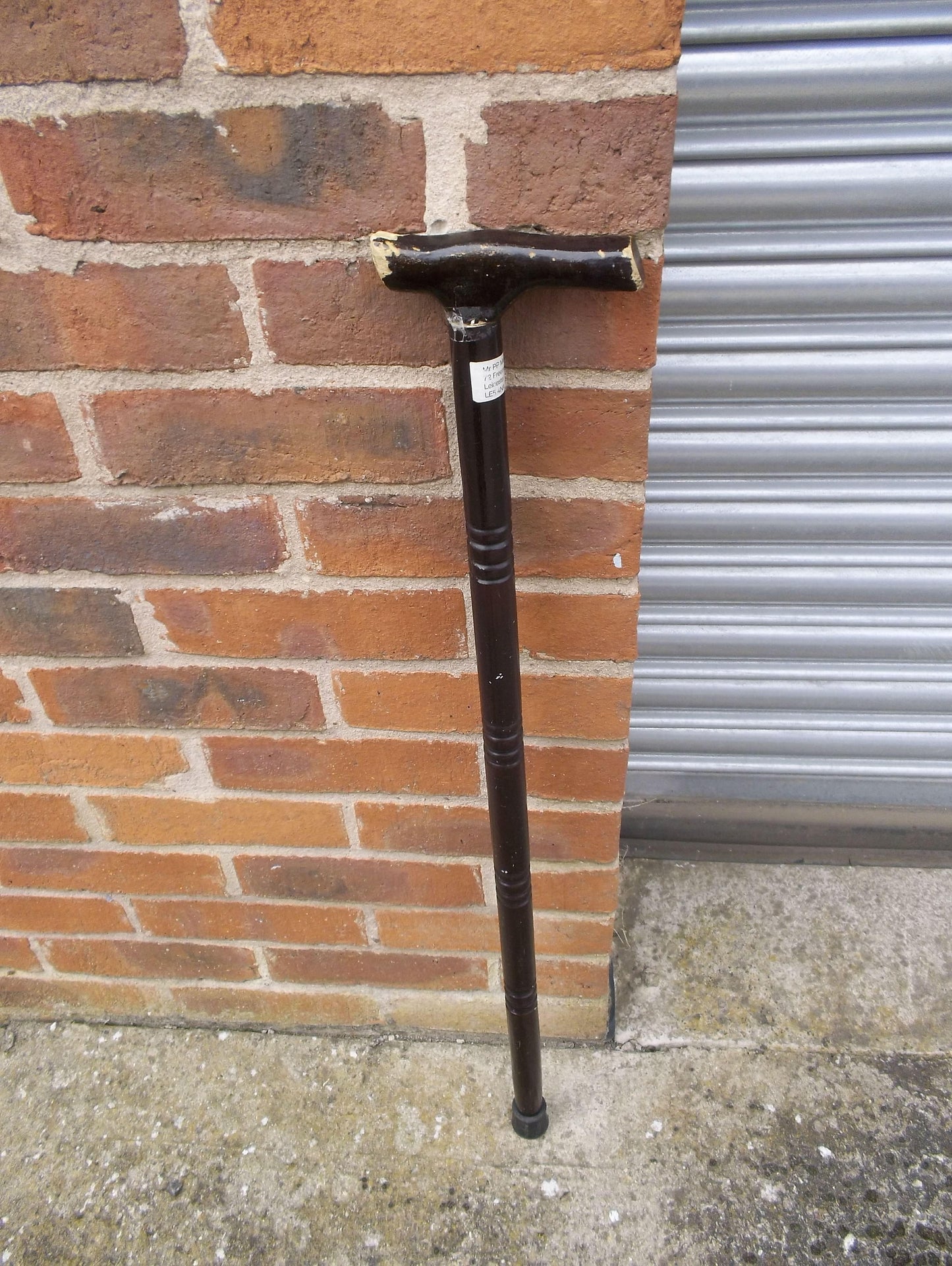 Ribbed Walking Stick Stylish with Plastic Support Base 84cm