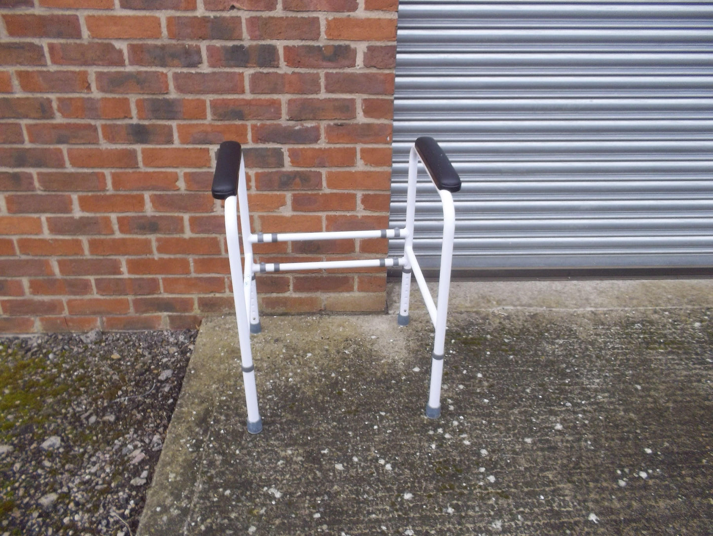 Universal Toilet Frame