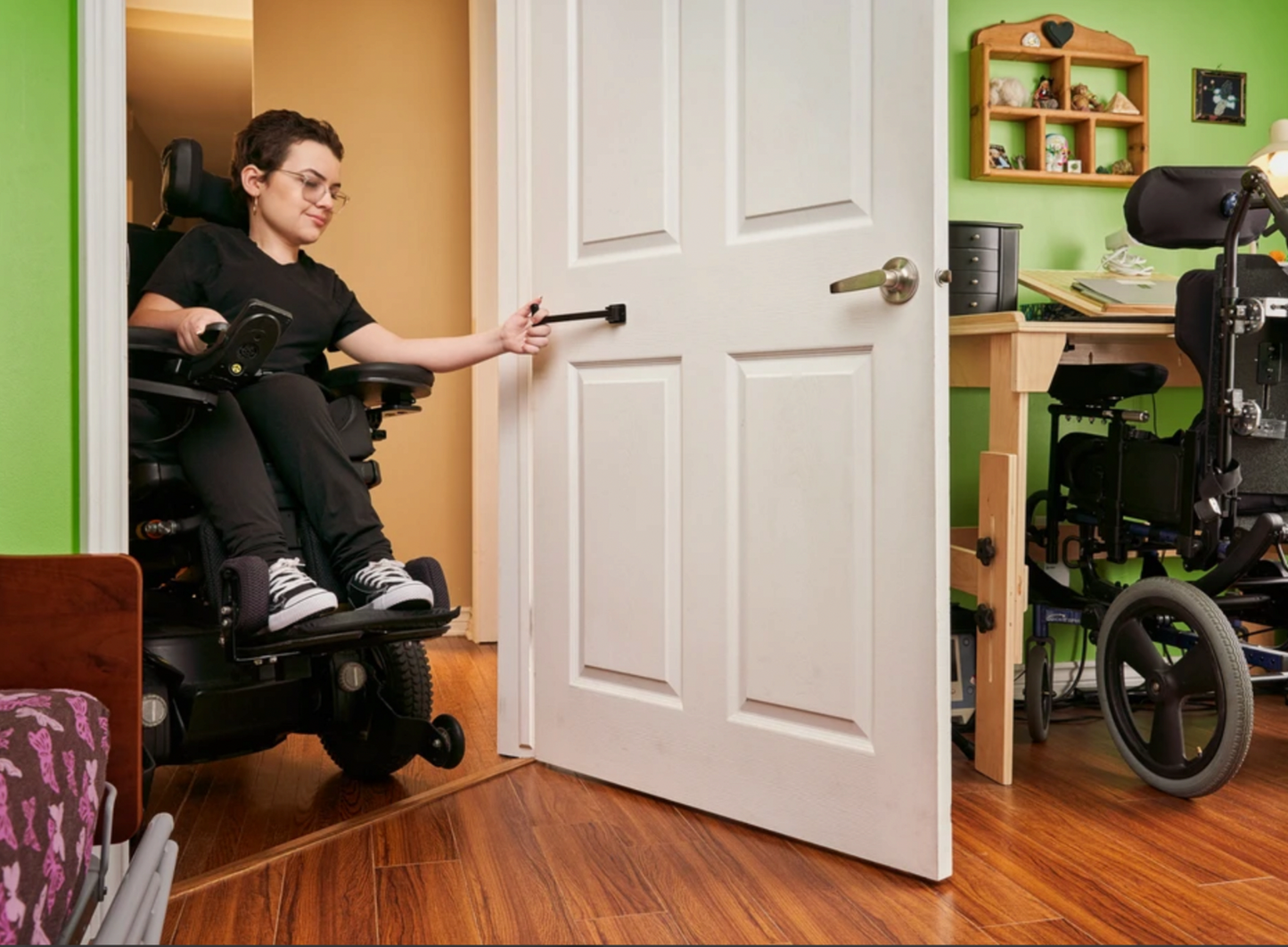 T-Pull Door Closer - Wheelchair Accessible Handle | Disabled Screw-Free Fitting