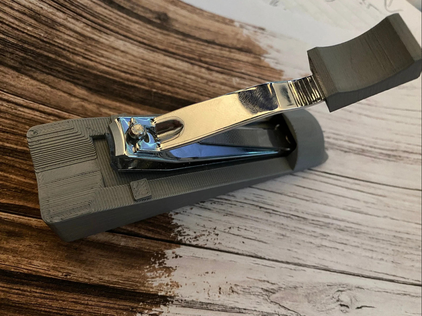 One Handed Nail Clipper Tool - Recyclable & Made in the UK