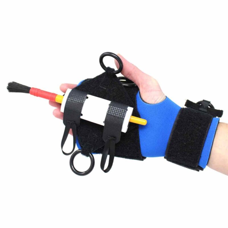 Active Hands gripping aid for small items