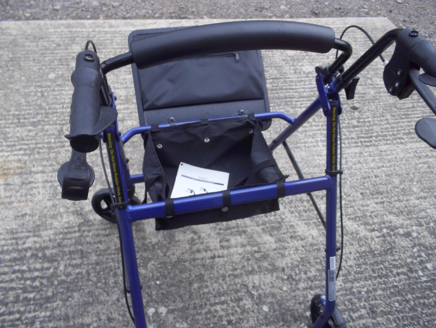 Drive Medical R728BL-1 Foldable Rollator Walker with Seat Blue