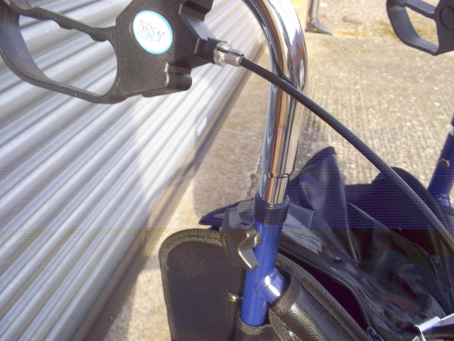 NRS 3 Wheel Rollator with Bag Lightweight Sturdy Wheels Adjustable